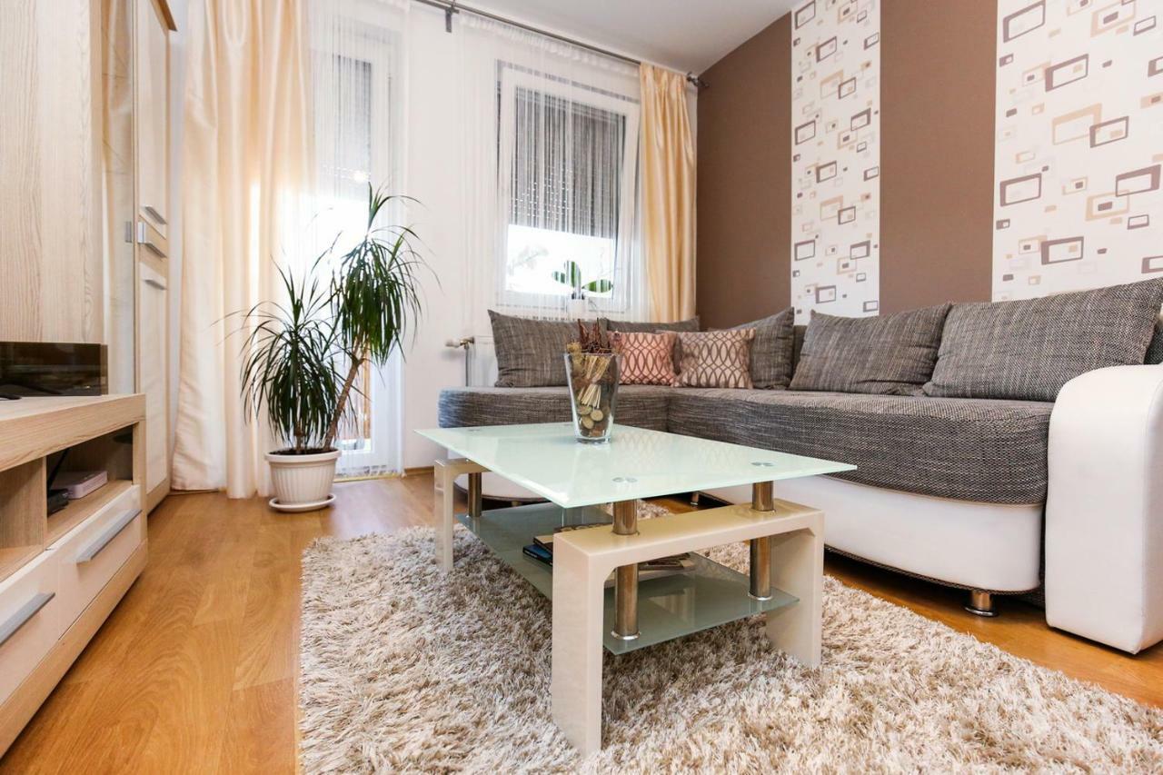 Welcome Apartman Суботица Екстериор снимка
